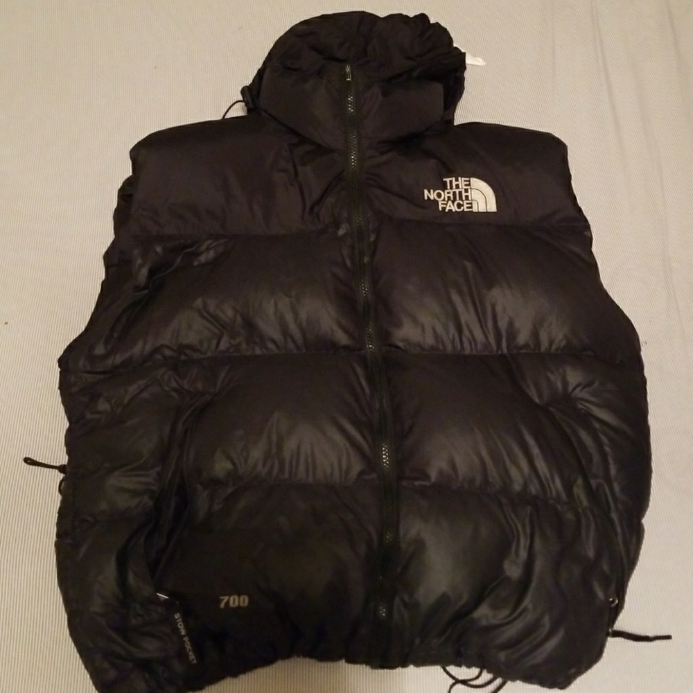 700 North face